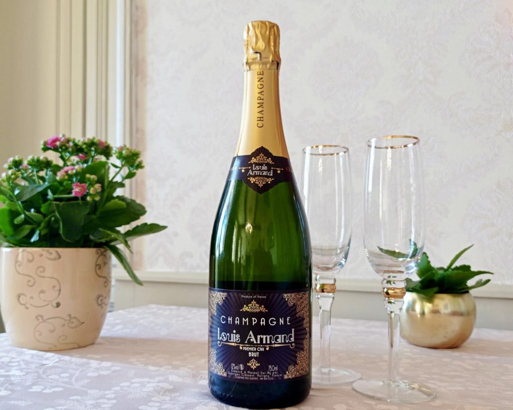 1646844695599 1200x1500 1 1024x819